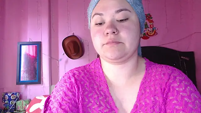 Snapshot of NikkiRous_ chatting on December 20, 2025, 12:41 pm NikkiRous online show from December 20, 2025, 12:41 pm