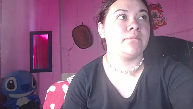 NikkiRous  online show from November 4, 2025, 1:15 pm