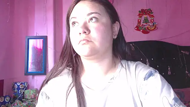 Snapshot of NikkiRous_ chatting on December 18, 2025, 1:37 pm NikkiRous online show from December 18, 2025, 1:37 pm