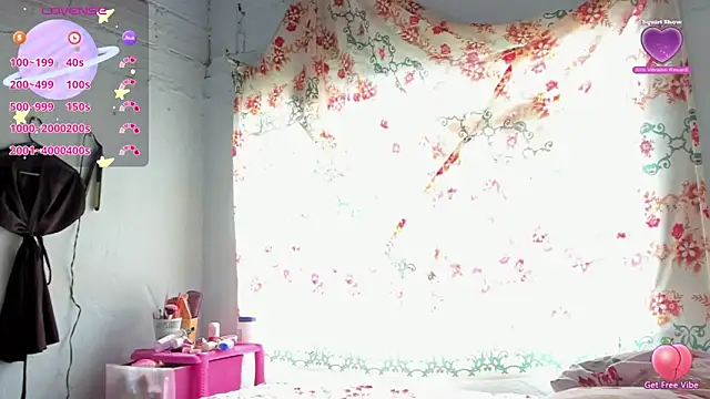 Lara Asher online show from March 20, 2025, 7:57 pm