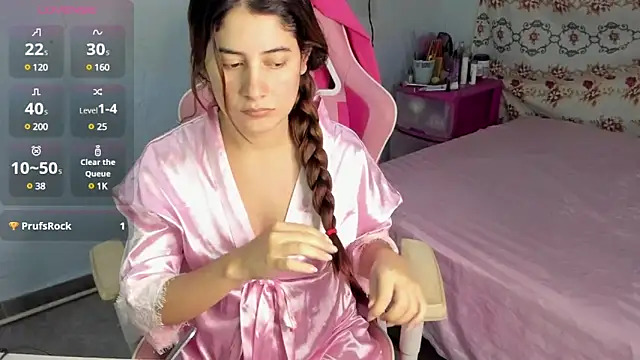 Lara Asher online show from March 9, 2025, 4:05 am