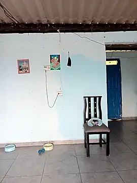 Lara Asher online show from October 21, 2025, 7:02 pm