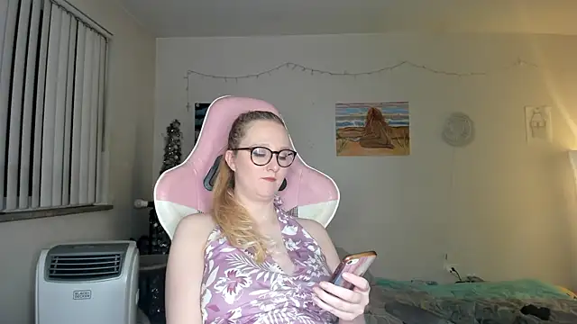 Snapshot of AudreyMadisonX chatting on March 8, 2025, 4:56 am AudreyMadisonX online show from March 8, 2025, 4:56 am