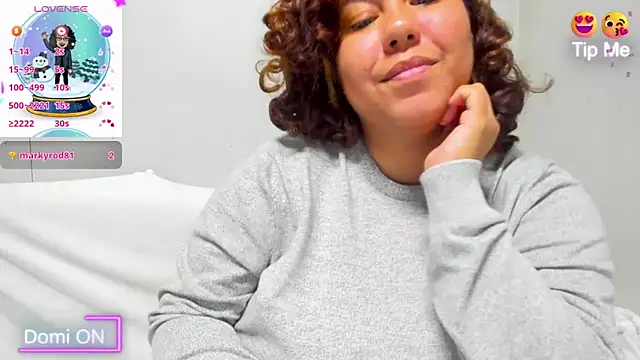 isobeladams20 online show from December 21, 2024, 11:02 pm