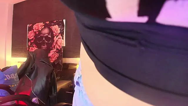 EvaaFoxxy1 online show from February 9, 2026, 11:52 am