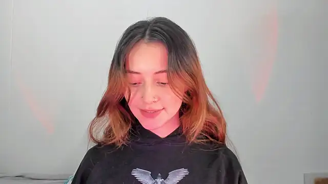 Snapshot of annie_mora chatting on November 22, 2025, 2:43 am annie mora online show from November 22, 2025, 2:43 am