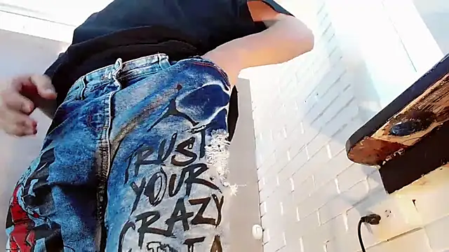 Daniela Pink  online show from September 13, 2025, 7:47 pm