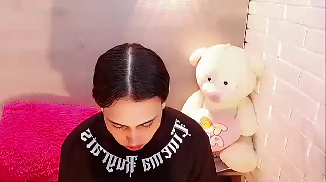 Daniela Pink  online show from January 9, 2026, 7:10 pm