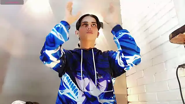 Daniela Pink  online show from September 17, 2025, 9:39 pm