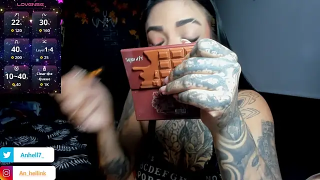 Snapshot of Anhell7_x chatting on January 14, 2026, 8:34 pm Anhell7 x online show from January 14, 2026, 8:34 pm