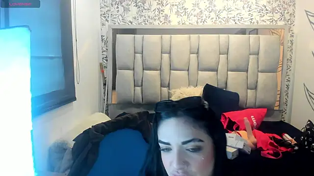 Snapshot of Anhell7_x chatting on September 8, 2025, 7:35 pm Anhell7 x online show from September 8, 2025, 7:35 pm