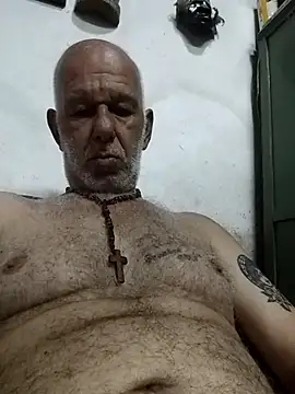 Snapshot of FabiQuilmes chatting on March 3, 2026, 4:58 pm FabiQuilmes online show from March 3, 2026, 4:58 pm