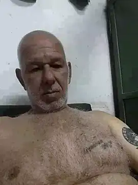 Snapshot of FabiQuilmes chatting on March 1, 2025, 7:04 pm FabiQuilmes online show from March 1, 2025, 7:04 pm