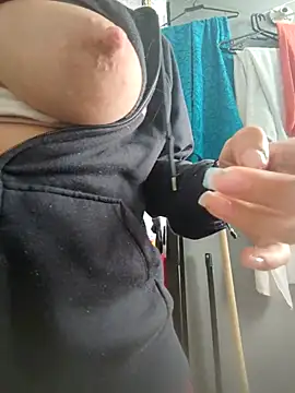 Sasha smith23 online show from January 19, 2026, 3:05 pm