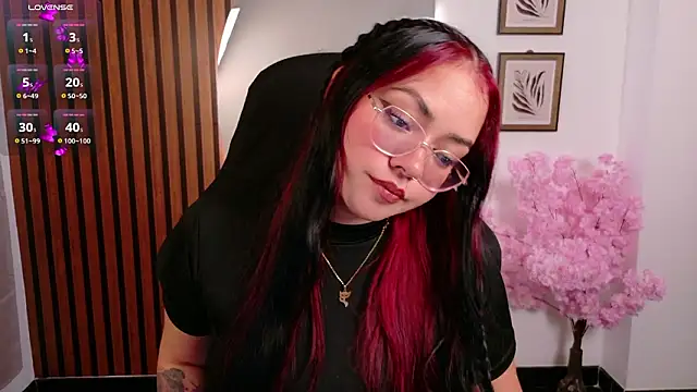 Melany 07 online show from February 3, 2026, 2:32 am