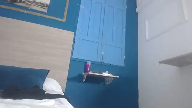 barbara anal squirt  online show from March 6, 2026, 11:33 pm