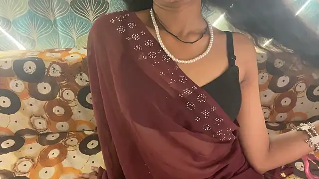 shuhana  online show from November 25, 2025, 4:57 am