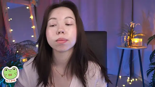 Snapshot of Sarah_Son chatting on February 10, 2025, 5:36 am Sarah Son online show from February 10, 2025, 5:36 am
