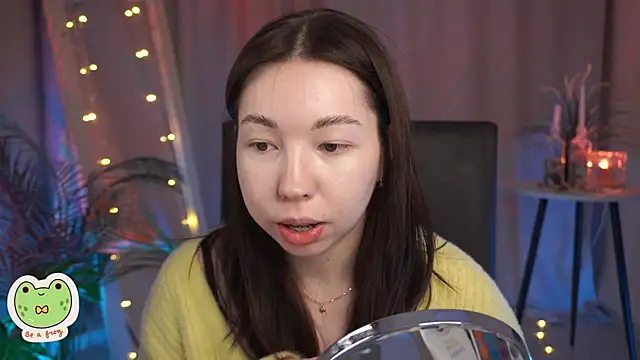 Snapshot of Sarah_Son chatting on February 21, 2025, 8:51 am Sarah Son online show from February 21, 2025, 8:51 am