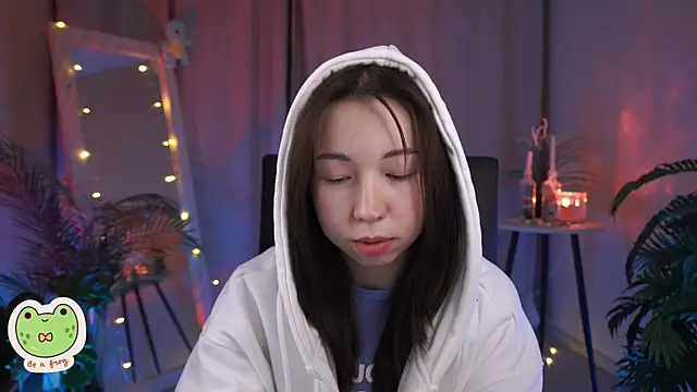 Snapshot of Sarah_Son chatting on February 11, 2025, 11:53 am Sarah Son online show from February 11, 2025, 11:53 am