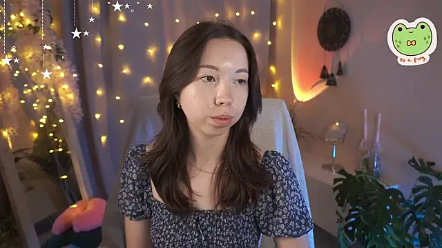 Snapshot of Sarah_Son chatting on September 30, 2025, 5:57 am Sarah Son online show from September 30, 2025, 5:57 am
