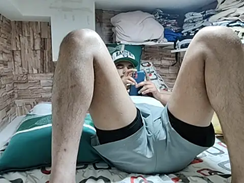 Snapshot of Magicman09@xh chatting on February 23, 2026, 4:36 am Magicman09xh online show from February 23, 2026, 4:36 am