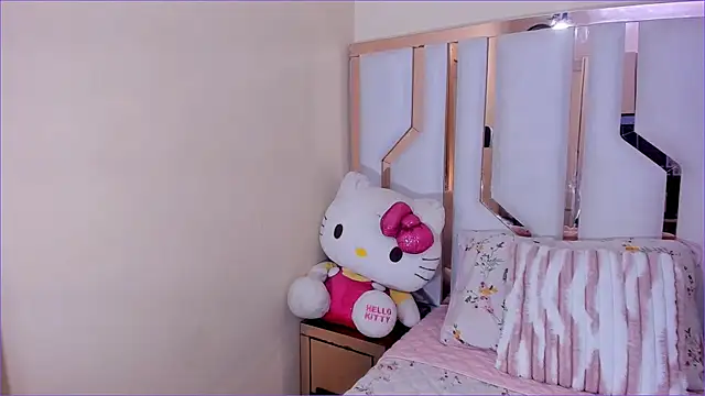 Snapshot of TifanyChill chatting on October 6, 2025, 6:41 pm TifanyChill online show from October 6, 2025, 6:41 pm