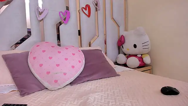 Snapshot of TifanyChill chatting on March 11, 2025, 8:20 pm TifanyChill online show from March 11, 2025, 8:20 pm