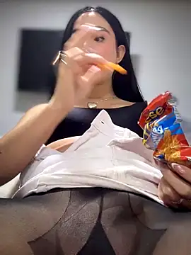 Jules Anderson online show from February 26, 2026, 10:43 pm