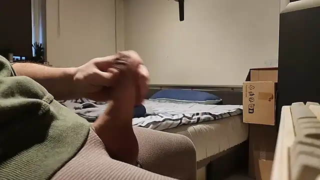 Alphapimmelchen online show from November 19, 2025, 2:28 pm