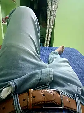 sexoooj online show from April 3, 2026, 12:55 pm