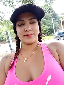 camiysebas21 online show from October 15, 2025, 7:00 pm