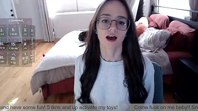 Plantbabeee online show from November 17, 2025, 5:39 pm