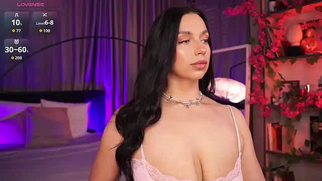 LunaNight online show from September 13, 2025, 8:31 pm