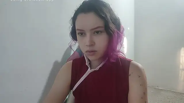 WandaDoll online show from November 23, 2025, 12:04 pm