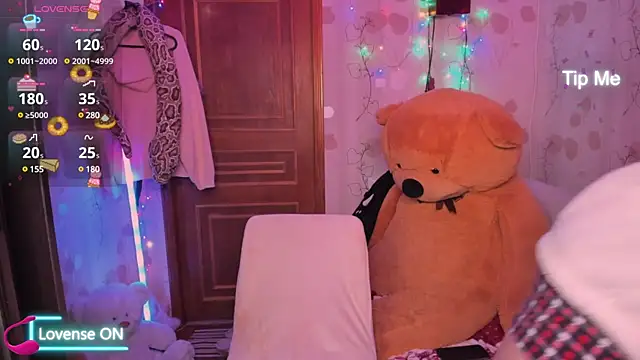 Lilly Black88888 online show from March 10, 2025, 10:02 pm