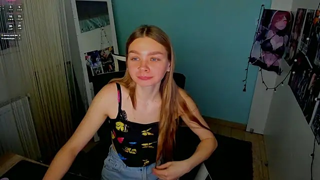 Molly sweetie online show from February 26, 2025, 9:55 am