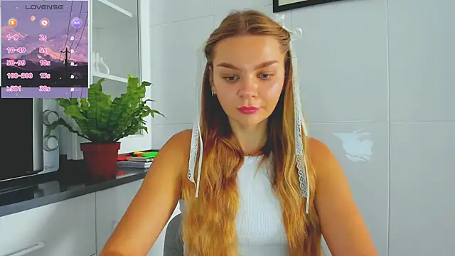 Molly sweetie online show from July 5, 2026, 6:42 am