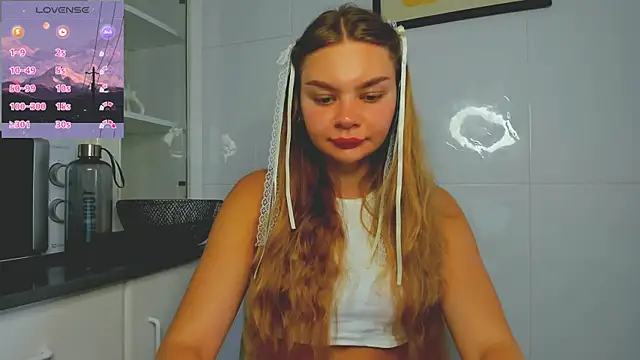 Molly sweetie online show from June 20, 2026, 6:40 am