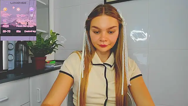 Molly sweetie online show from July 10, 2026, 6:41 pm