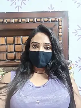 Snapshot of Yours-Bebo chatting on July 9, 2026, 8:04 am Yours-Bebo online show from July 9, 2026, 8:04 am