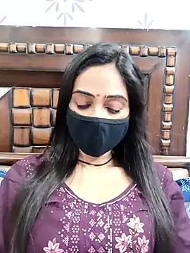 Snapshot of Yours-Bebo chatting on September 28, 2025, 6:42 am Yours-Bebo online show from September 28, 2025, 6:42 am