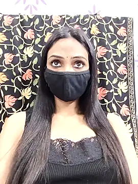 Snapshot of Yours-Bebo chatting on February 20, 2025, 5:30 pm Yours-Bebo online show from February 20, 2025, 5:30 pm