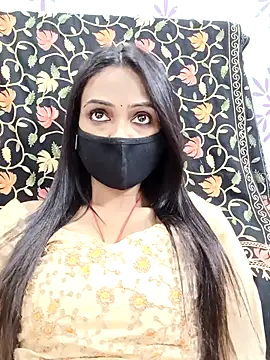 Snapshot of Yours-Bebo chatting on March 7, 2025, 6:22 pm Yours-Bebo online show from March 7, 2025, 6:22 pm