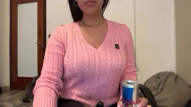 Snapshot of Dulce_latingirl chatting on February 15, 2026, 4:06 pm Dulce latingirl online show from February 15, 2026, 4:06 pm