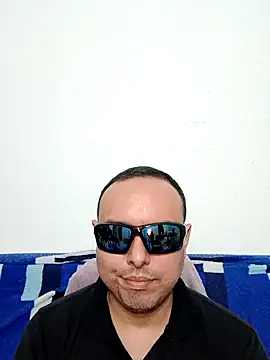 ElSunEagle online show from March 11, 2026, 1:54 am