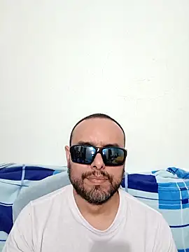 ElSunEagle online show from June 6, 2026, 2:39 am