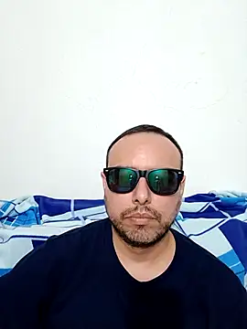 ElSunEagle online show from June 25, 2026, 2:31 am