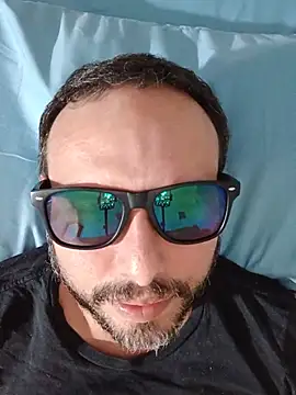 ElSunEagle online show from August 5, 2026, 4:06 am