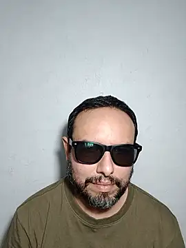 ElSunEagle online show from August 6, 2026, 3:56 am
